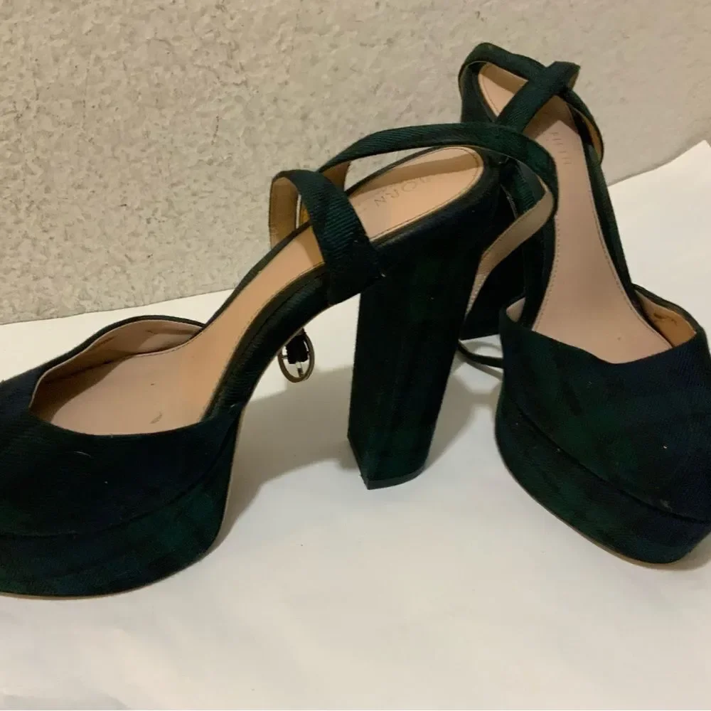 Antonio Melanix Born on Fifth Liv Tartan Plaid Closed Toe Platform Dress Pumps